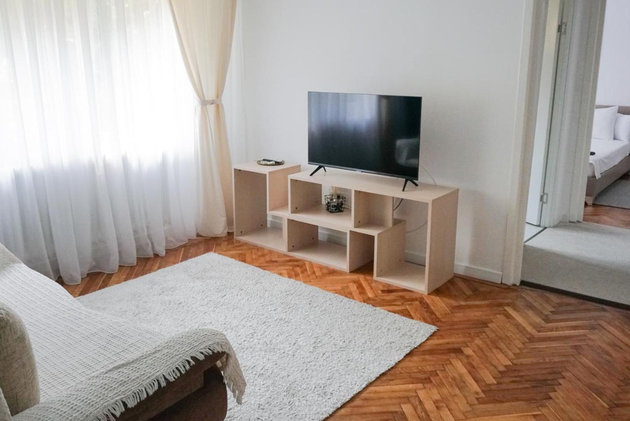 7 Min From City Center - Stecop Residence 3 -Central-Unique-Qb Temesvár Kültér fotó